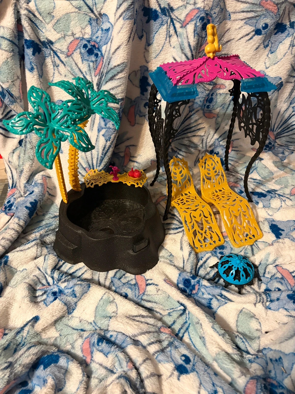 Piscine et accessoires Monster High - Oasis de monstres / Spa